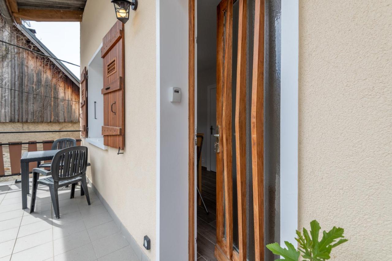 Appartement Lumineux Au Centre Du Village Saint-Felix  Exterior photo